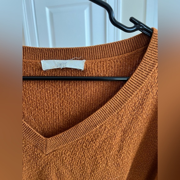 Pinque Sweater - Picture 3 of 4